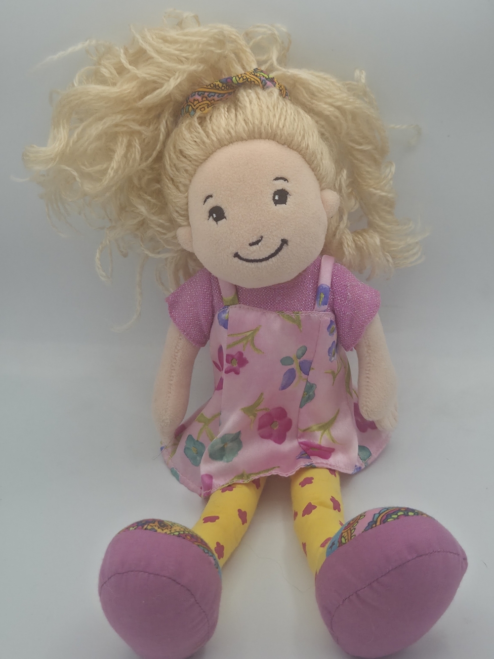 Manhattan Toy - Groovy Girls Doll - Sesilia